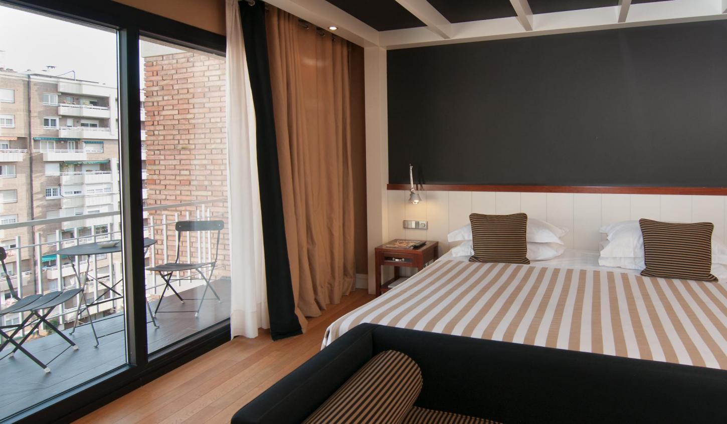 U232 Hotel Barcelona Exterior photo