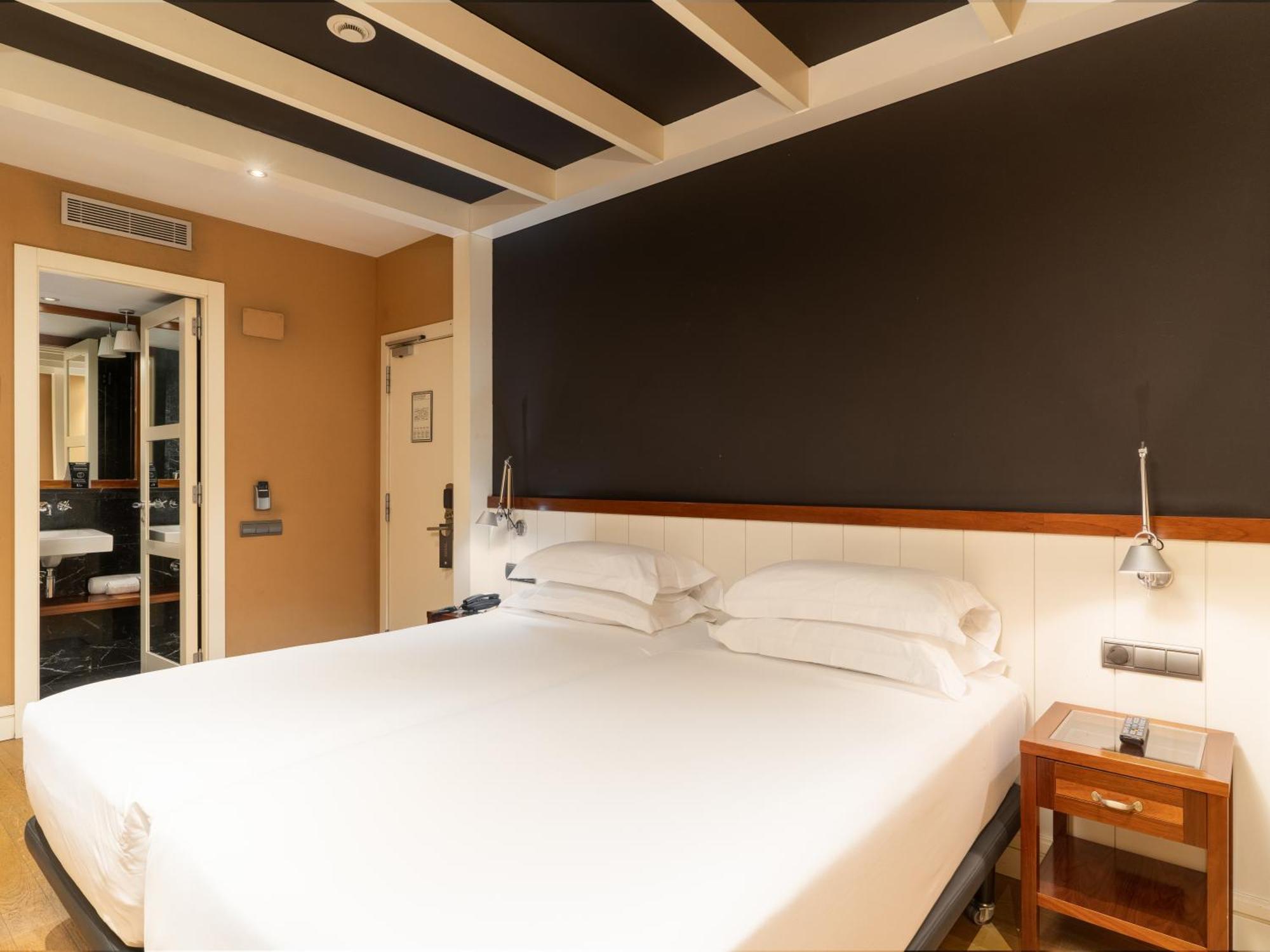 U232 Hotel Barcelona Exterior photo